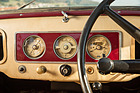 Vauxhall 12-4 (1947) - umfangreich instrumentiert