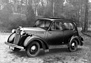 Vauxhall 12-4 (1947) - viertürig, mit zwei Seitenfenstern (© Archiv Automobil Revue) Vauxhall 12-4 (1947) - viertürig, mit zwei Seitenfenstern (© Archiv Automobil Revue)