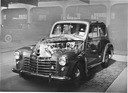 Vauxhall (1950) - durchleuchtet, zu sehen der Hängeventil-Sechszylinder - Genfer Autosalon 1950