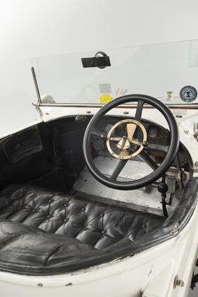 Vauxhall 25 HP "Prince Henry" (1914) - rechts gelenkt und rechts geschaltet, so war das in der Zeit