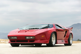 Vector W8 Twinturbo - der Supersportwagen im Kampfjet-Look aus den USA