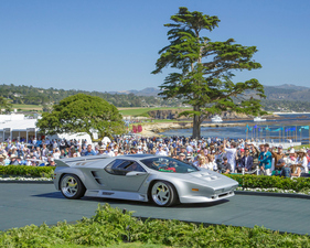 Vector W8 Coupe (1993) - 2. Rang in der Klasse V-2 beim Pebble Beach Concours d'Elegance 2024