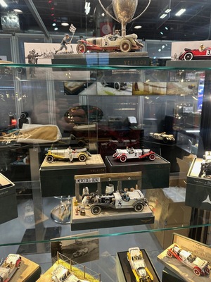 Velasor Mercedes-Benz SSK Slotcar, ein kleines Kunstwerk in 1/32 – Rétromobile Paris 2025