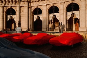 Covered cars in front of the Anantara Palazzo Naiadi - Anantara Concorso Roma 2026