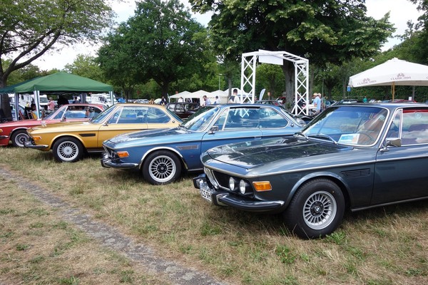 Verschiedene Spielarten des berühmten Alpina-Rades am BMW CS – Classic Days Düsseldorf 2022