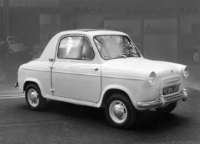 Vespa 400 - französisches Erzeugnis mit 400-cm3-Zweitaktmotor - Genfer Autosmobilsalon 1959
