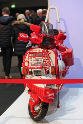 Vespa P 80 X (1981) - Popper-Vehikel mit vielen Kunststoffteilen und 80 cm3 Motor - Bremen Classic Motorshow 2020
