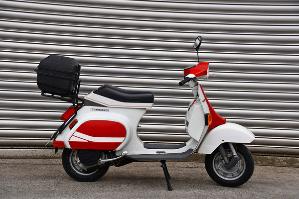 Vespa PK 50 XLS Plurimatic (1989) - gemeldet als Lot 119 für Versteigerung der Oldtimer Galerie Toffen vom 27. März 2021