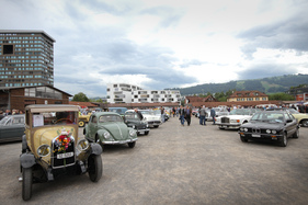 Veteran, Oldtimer und Youngtimer friedlich vereint - OSMT Zug September 2015 Veteran, Oldtimer und Youngtimer friedlich vereint - OSMT Zug September 2015