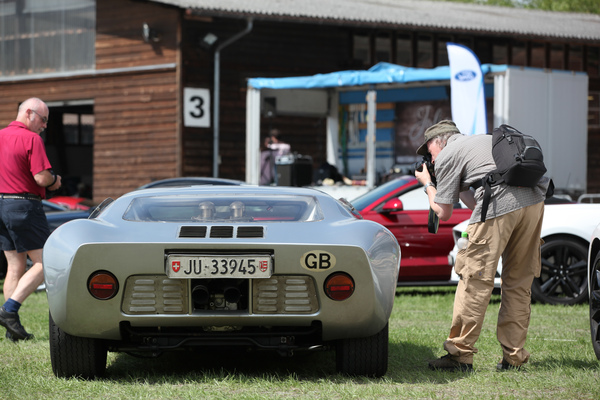 Bild: Viel Interesse für den Ford GT40 - Mustang & Shelby Meeting 2017 in Zug