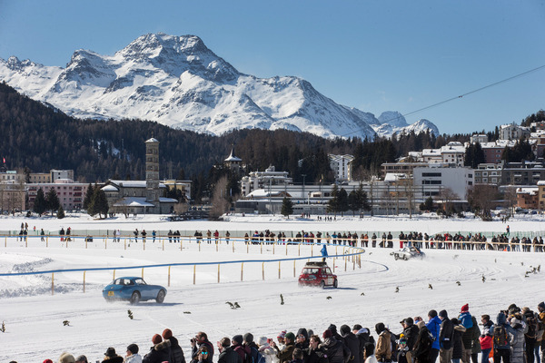 Viel Platz, viel Publikum - The I.C.E. St. Moritz 2022