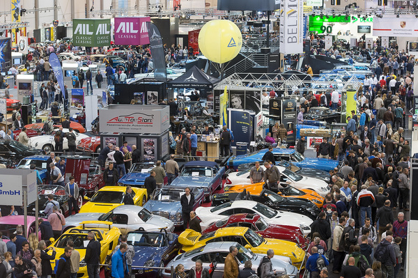 Viel Volk an der Techno Classica 2015