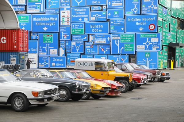 Image: Many delegates arrived by old car - 8th SHVF Delegates' Meeting on April 29, 2023