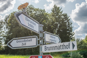 Viele Wege fanden beim Ziel zusammen, aber nur einer führt direkt zurück zum Start - Impressionen von der Bergprüfung Altbüron 2017