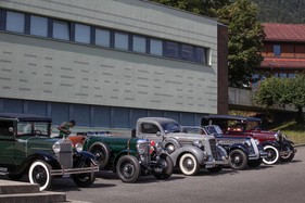 Vielfalt auch bei den Alten - Vor- und frühe Nachkriegsklassiker von Ford, Lagonda, Dodge, BMW und nochmals Ford - Albisgütli Classic Cars & Bikes August 2022