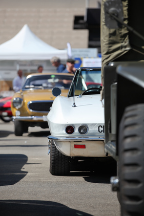 Vielfalt in der Rennbahn - Corvette, Volvo P 1800 und Militärallradwagen - Dolder Classics August 2017 Vielfalt in der Rennbahn - Corvette, Volvo P 1800 und Militärallradwagen - Dolder Classics August 2017