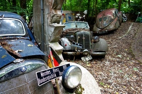Vielfalt und Deutschland-Bezug - Autoskulpturenpark Neandertal