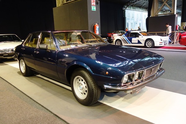 Viertüer De Tomaso Deauville von 1978 - Sonderschau Supercars 2 in der Autoworld Brüssel 2022/2023