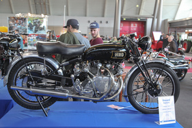 Vincent Rapide B (1949) -45 PS aus 1000 cm3 - Teil der Sonderschau Britische Motorräder - Retro Classics Stuttgart 2017
