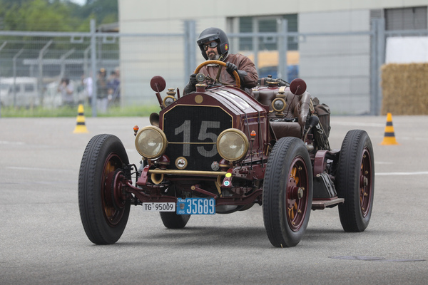 Vintage-Racing auf dem Rundkurs - American La France aus der Schweiz - Klassikwelt Bodensee 2024