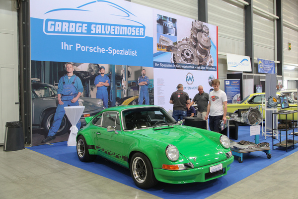 Vipergrüner Porsche 911 auf dem Stand von Salvenmoser - Swiss Classic World Luzern 2018