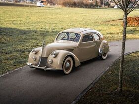 Voisin C30 "Aerodyne" (1939) - offered by Bonhams on January 30, 2026 in Paris