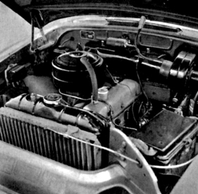 Volga (1960) - no sophisticated technology in the Volga engine compartment (1960)