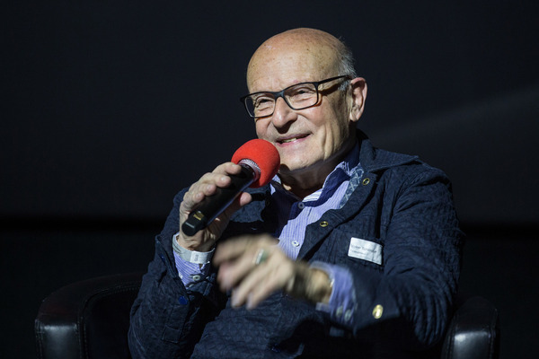 Volker Schlöndorff hat viele gute Erinnerungen an den Jaguar 420