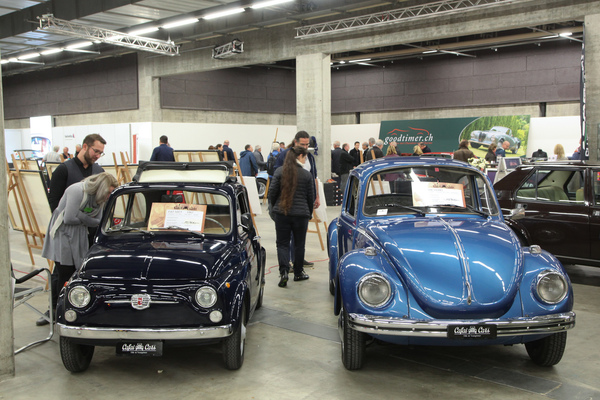 Volksautos zu nicht mehr so volkstümlichen Preisen - Fiat 500 und VW Käfer im Preis-Aufwärtstrend - Oldtimermesse St. Gallen 2017