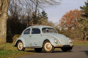 Volkswagen 1100 De Luxe (1950) – angeboten als Lot Nr. 25 bei der Artcurial-Versteigerung in Paris am 7. und 8. Februar 2025