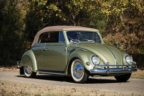 Volkswagen Beetle Convertible by Karmann (1956) - als Lot 136 an der RM/Sotheby's Amelia Island Versteigerung am 10. März 2018