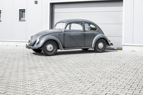Volkswagen Beetle 'Split-Window' (1951) - als Lot 152 an der RM/Sotheby’s Versteigerung in München 2024