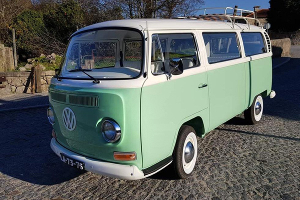 Volkswagen Combi 23 (1969) - offered as lot 139 at the XE Exclusive Cars auction on October 1, 2022 in Langenthal