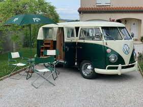 Volkswagen Combi T1 Van E-Z Camper (1964) - angeboten als Lot 147 an der Artcurial Monaco Versteigerung am 19. Juli 2021