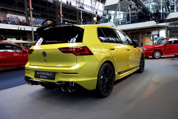 Volkswagen Golf R 333 Limited Edition (2023) – Numerus est omen: 333 PS stark und auf 333 Exemplare limitiert – Sonderausstellung "50 Years of Golf" in der Autoworld Brüssel