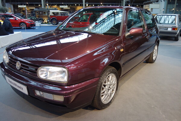 Volkswagen Golf VR6 Highline (1996) – Sonderausstellung "50 Years of Golf" in der Autoworld Brüssel