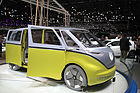 Volkswagen I.D. Buzz (2017) - elektrisch, aber dem ursprünglichen Bulli nachempfunden - Genfer Autosalon 2017