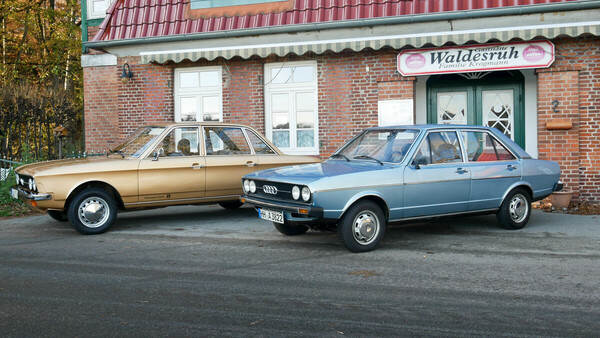 Volkswagen K70 (1972) & Audi 80 (1975) - In Blau und Gold