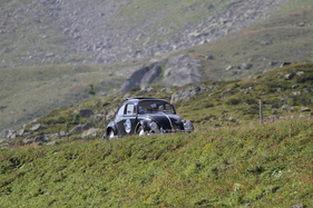 Bild Volkswagen Käfer 11 (1963) - bei der Überquerung des Flüelapasses an der Passione Engadina 2019