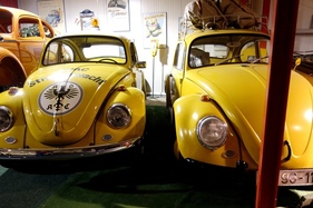 Volkswagen Käfer (1960) - Käfer der 1960er Jahre von ADAC und der Deutschen Bundespost