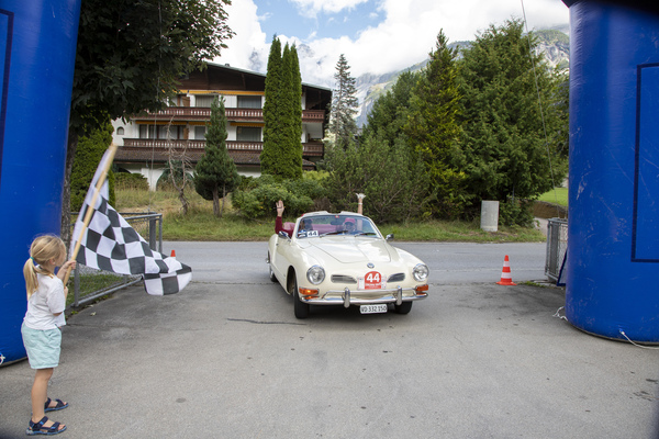 Volkswagen Karmann-Ghia Cabriolet (1971) – Jungfrau-Rallye 2022