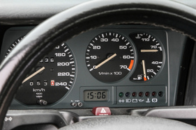 Volkswagen Polo G40 (1992) – Drehzahlmesser serienmässig