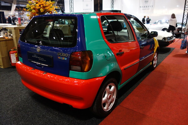 Volkswagen Polo Harlekin (1996) – gilt offiziell als grün – Interclassics Classic Car Show Brüssel 2023
