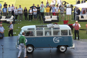 Volkswagen T1 Samba (1963) - an der Rallye Historique anlässlich der Schloss Bensberg Classics 2012