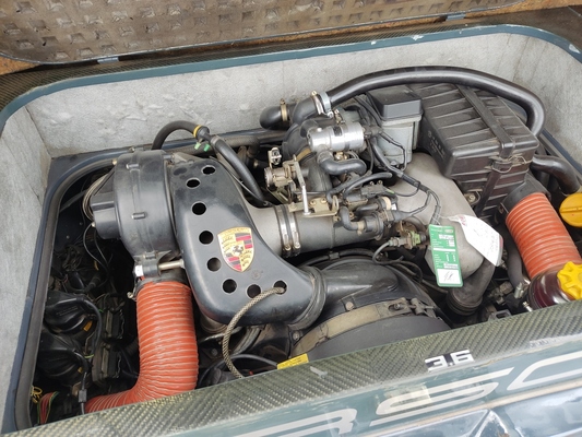 Volkswagen Transporter (1984) mit nachträglich implantiertem 911-Motor – Porsche-Treffen Dinslaken 2022