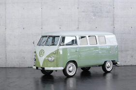 Volkswagen Type 2 Bus (1961) - as lot 070 at the Humer Granner Classic Expo Salzburg Auction 2025