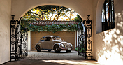 Volkswagen Type 1 Beetle 'Split-Window' Standard Sedan (1952) - offered as lot 211 by RM/Sotheby's in Arizona on January 28/29, 2016