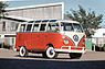 Volkswagen Type 2 '21-Window' Deluxe Microbus (1965) - als Lot 165 angeboten an der RM/Sotheby's Hershey Versteigerung vom 5./6. Oktober 2022 (© - Courtesy RM/Sotheby's, 2022) Volkswagen Type 2 '21-Window' Deluxe Microbus (1965) - als Lot 165 angeboten an der RM/Sotheby's Hershey Versteigerung vom 5./6. Oktober 2022 (© - Courtesy RM/Sotheby's, 2022)