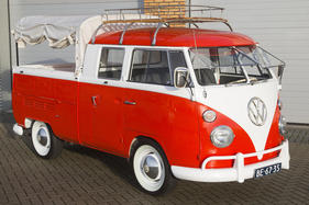 Volkswagen Type 2 T1 Pickup à Cabine (1966) - angeboten als Lot 431 an der Bonhams-Versteigerung im Grand Palais Paris am 4. Februar 2016