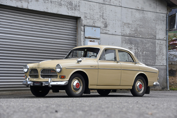Image: Volvo 122 S B18 Amazon (1964) - offered as lot 19 at the auction of the Oldtimer Gallery at the Swiss Classic World in Lucerne on May 31, 2025
